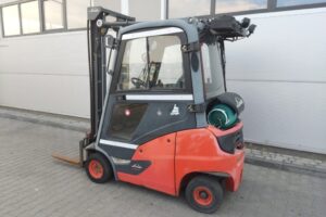 Wózek widłowy Linde H16T-01