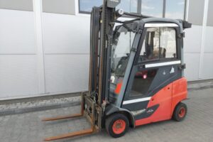 Wózek widłowy Linde H16T-01
