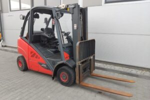 Wózek widłowy Linde H25T-02