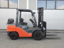 Nowy wózek widłowy Toyota 02-8FGJF35