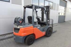 Nowy wózek widłowy Toyota 02-8FGJF35
