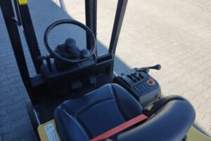 Wózek widłowy Komatsu FB15-M2R