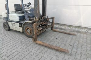Wózek widłowy Komatsu FD20T