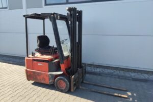 Wózek widłowy Linde E12