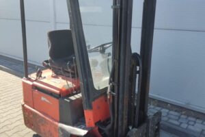 Wózek widłowy Linde E12