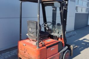 Wózek widłowy Linde E12