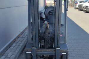 Wózek widłowy Linde E15-02