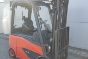Wózek widłowy Linde E16PH-02