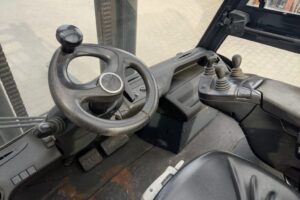 Wózek widłowy Linde H60D-02