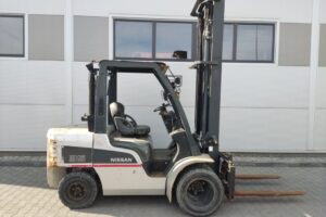 Wózek widłowy Nissan YG1F2A35U