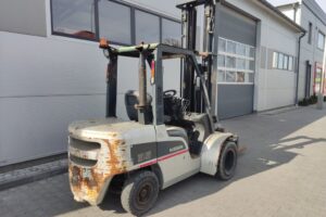 Wózek widłowy Nissan YG1F2A35U