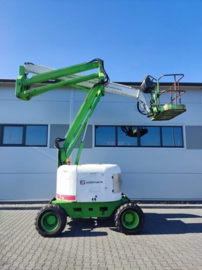 Podnośnik koszowy Terex TA50RT