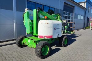 Podnośnik koszowy Terex TA50RT