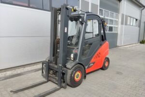 Wózek widłowy Linde H35T-02