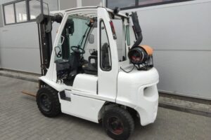 Wózek widłowy Nissan U1D2A25LQ