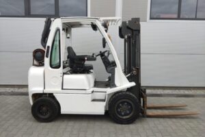 Wózek widłowy Nissan U1D2A25LQ