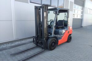 Wózek widłowy Toyota 02-8FGF25