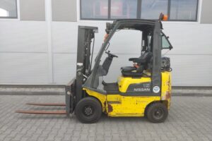 Wózek widłowy Nissan P1D1A15LQ