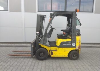 Wózek widłowy Nissan P1D1A15LQ