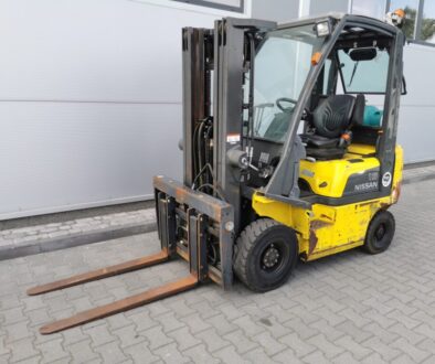 Wózek widłowy Nissan P1D1A15LQ